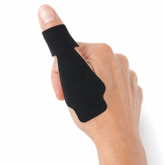 Förklippt kinesiologitejp för tumme på hand
