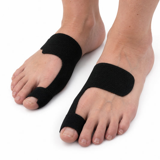 Alt-text:
Hallux valgus-stöd på båda fötterna
