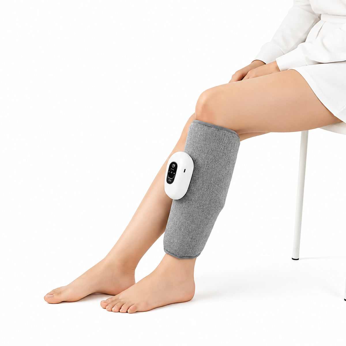 Vadmassage med kompressionsteknik och justerbar passform runt vaden.
